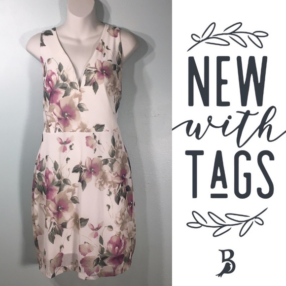 Floral Sleeveless V-Neck Charlotte Russe Dress - Picture 1 of 8